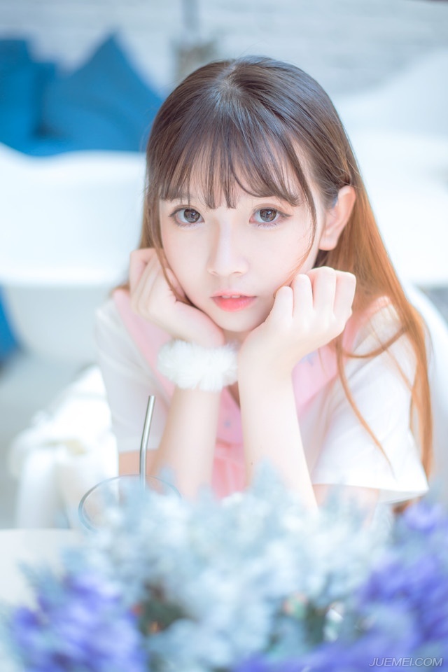 你们的偶像是明星，我的偶像是卫星。——韩寒《后会无期》
